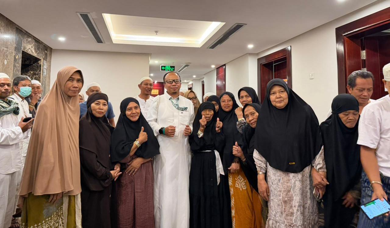 Wali Kota Tasikmalaya Viman Alfarizi Ramadhan Pantau Langsung Kondisi Jemaah Haji di Mekkah