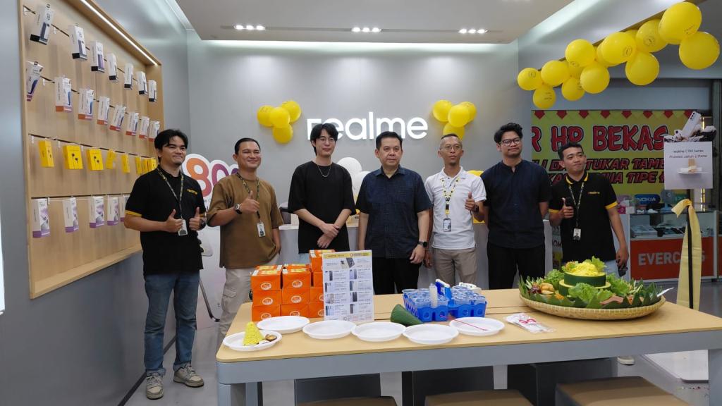 Sasar Anak Muda, Realme Resmi Buka Store Pertama di Agung Cellular Tasikmalaya