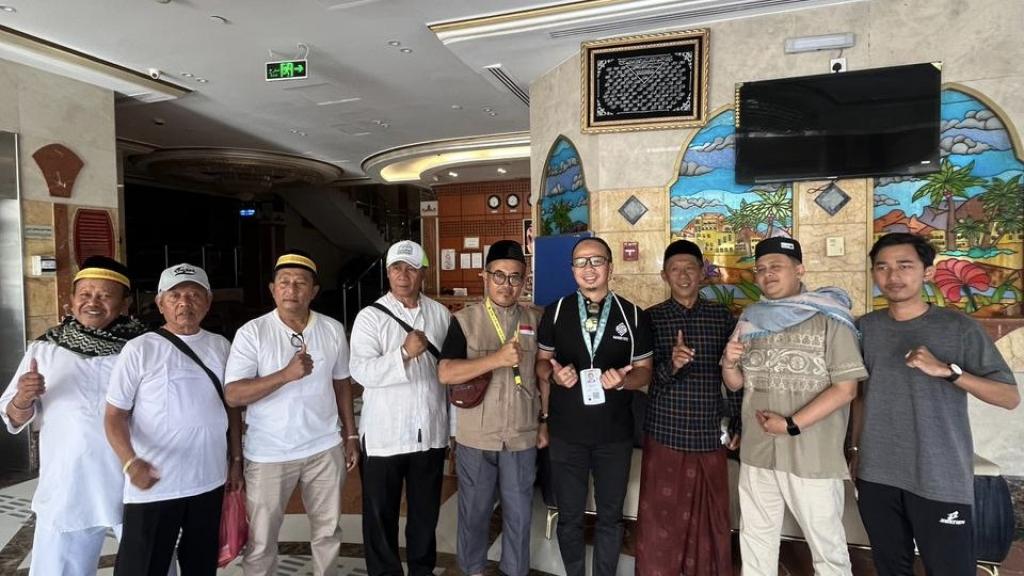 Viman Alfarizi Ramadan Monitoring Langsung Jemaah Haji asal Kota Tasikmalaya di Mekkah