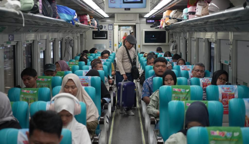 Libur Panjang Iduladha 2026: KAI Daop 2 Bandung Ingatkan Aturan Bagasi Maksimal 20 Kg dan Daftar Barang Terlarang