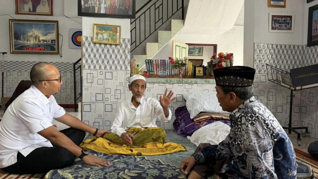 Sepulang Haji, Wali Kota Tasikmalaya Viman Alfarizi Ramadhan Awali Aktivitas dengan Silaturahmi ke Sejumlah Pesantren