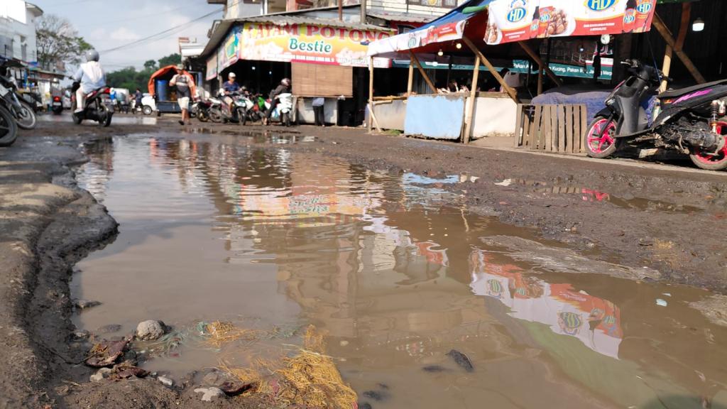 Pemkot Tasikmalaya Ajukan Rp400 Juta untuk Perbaikan Akses Jalan Dalam Pasar Cikurubuk