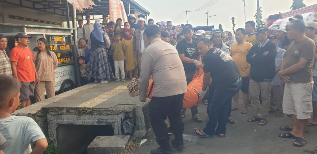 Pengendara Motor Meninggal Mendadak di Simpang Tugu Kujang Tasikmalaya, Diduga Akibat Riwayat Penyakit