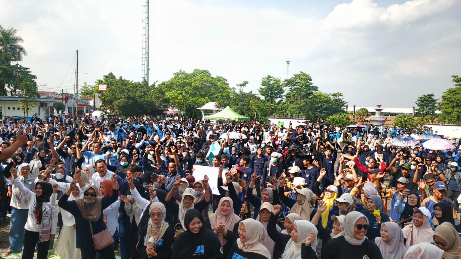 Ribuan Relawan MBG Ciamis Kompak Dukung Program Makan Bergizi Gratis Tetap Berlanjut