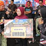 Jalan Sehat Hari Bhayangkara ke-80 Polres Ciamis Diikuti 20 Ribu Warga, Hadiah Umrah Jadi Momen Paling Mengharukan