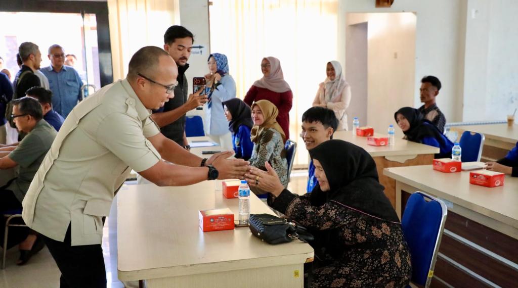 Lepas 8 PMI Kota Tasikmalaya ke Jepang, Wali Kota Viman: Solusi Tekan Pengangguran