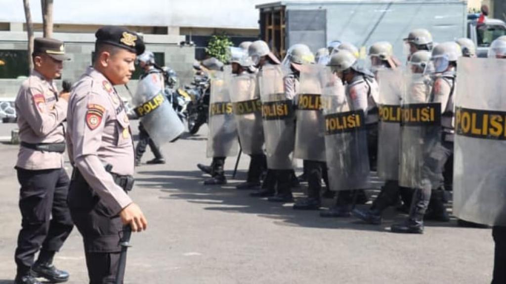 Polres Ciamis Tingkatkan Kesiapsiagaan Hadapi Situasi Kontingensi, Personel Dalmas Jalani Latihan Taktis