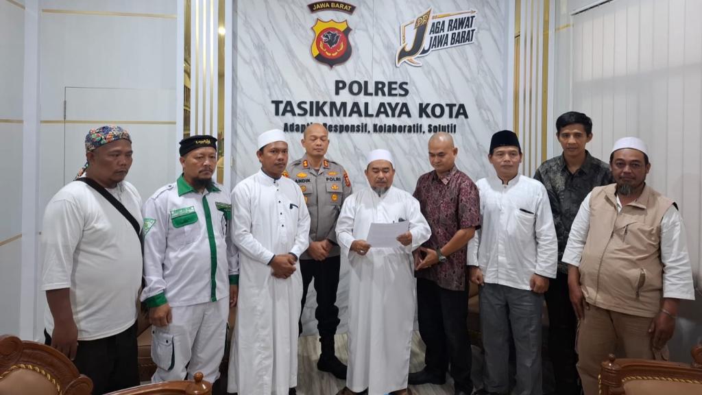 Sambangi Mapolres, Pimpinan FPI Kota Tasikmalaya Apresiasi Penangkapan Pelaku Pelecehan Alquran dan Bahas Sinergi Pekat