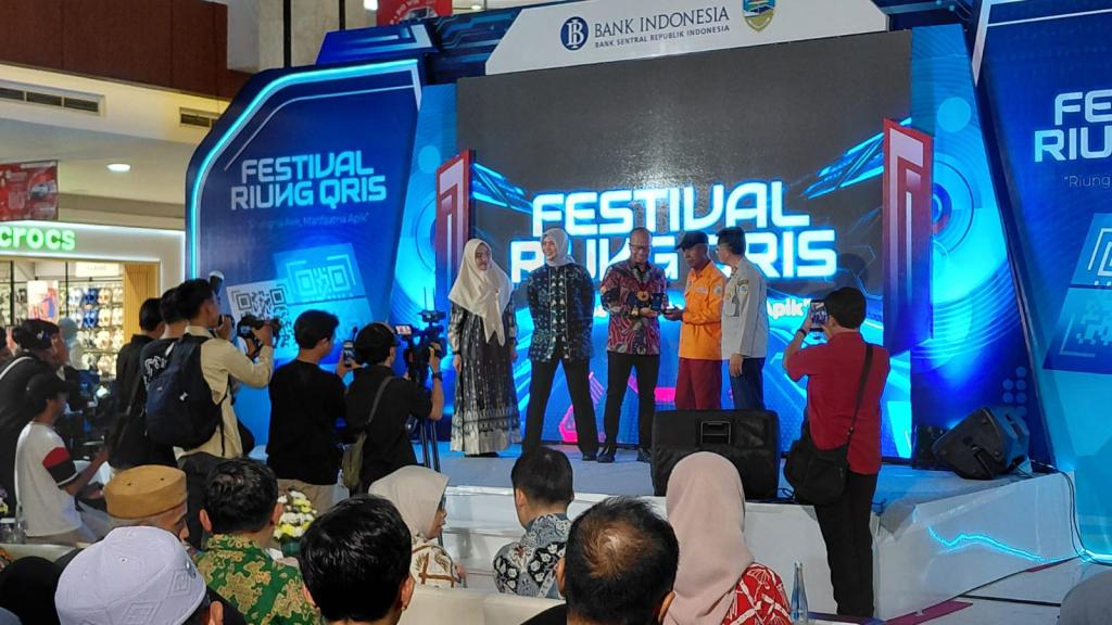BI Tasikmalaya dan Pemkot Luncurkan Layanan Digital Berbasis QRIS, Perkuat Program Tasik Melayani
