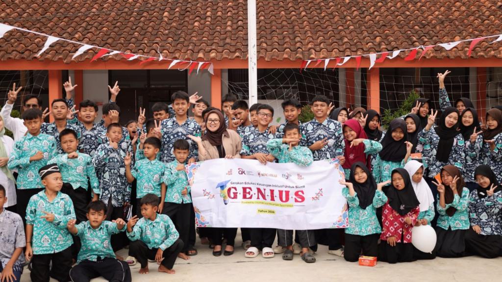 OJK Tasikmalaya Edukasi 80 Pelajar Sekolah Rakyat Terintegrasi 41, Dorong Budaya Menabung dan Waspada Judol