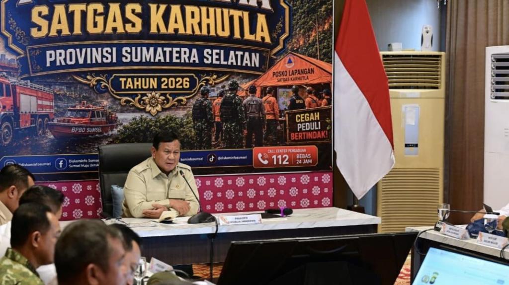Presiden Prabowo Pantau Penanganan Karhutla Jambi dan Lampung, Apresiasi Kerja Keras Petugas di Garis Depan