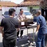 Pria Lansia Ditemukan Tak Sadarkan Diri di Jalan Cieunteung Tasikmalaya, Meninggal dalam Perjalanan ke Rumah Sakit