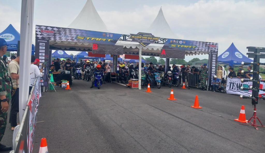 Kejurda Drag Bike Jabar 2026 Putaran 2 Resmi Digelar di Lanud Wiriadinata Tasikmalaya, Pembalap Mulai Padati Arena