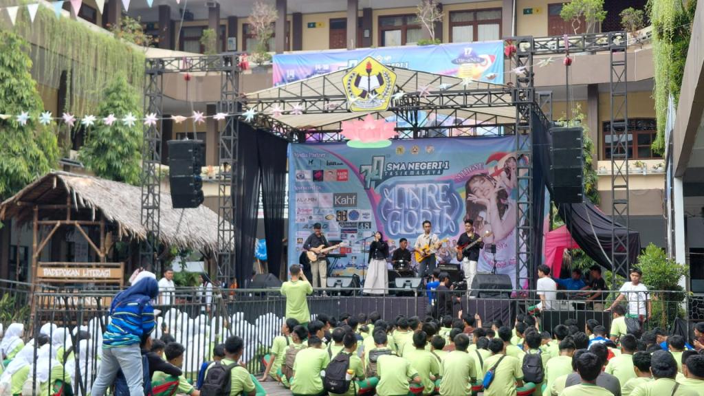 HUT Ke-70 SMAN 1 Tasikmalaya Jadi Momentum Perkuat Karakter dan Siapkan Generasi Berdaya Saing Global