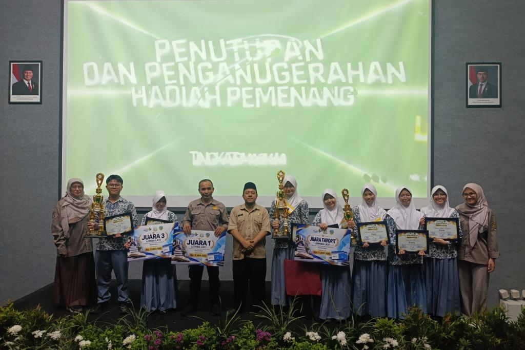 SMAN 1 Tasikmalaya Borong Tiga Gelar pada Lomba Karya Tulis Ilmiah Tingkat Kota