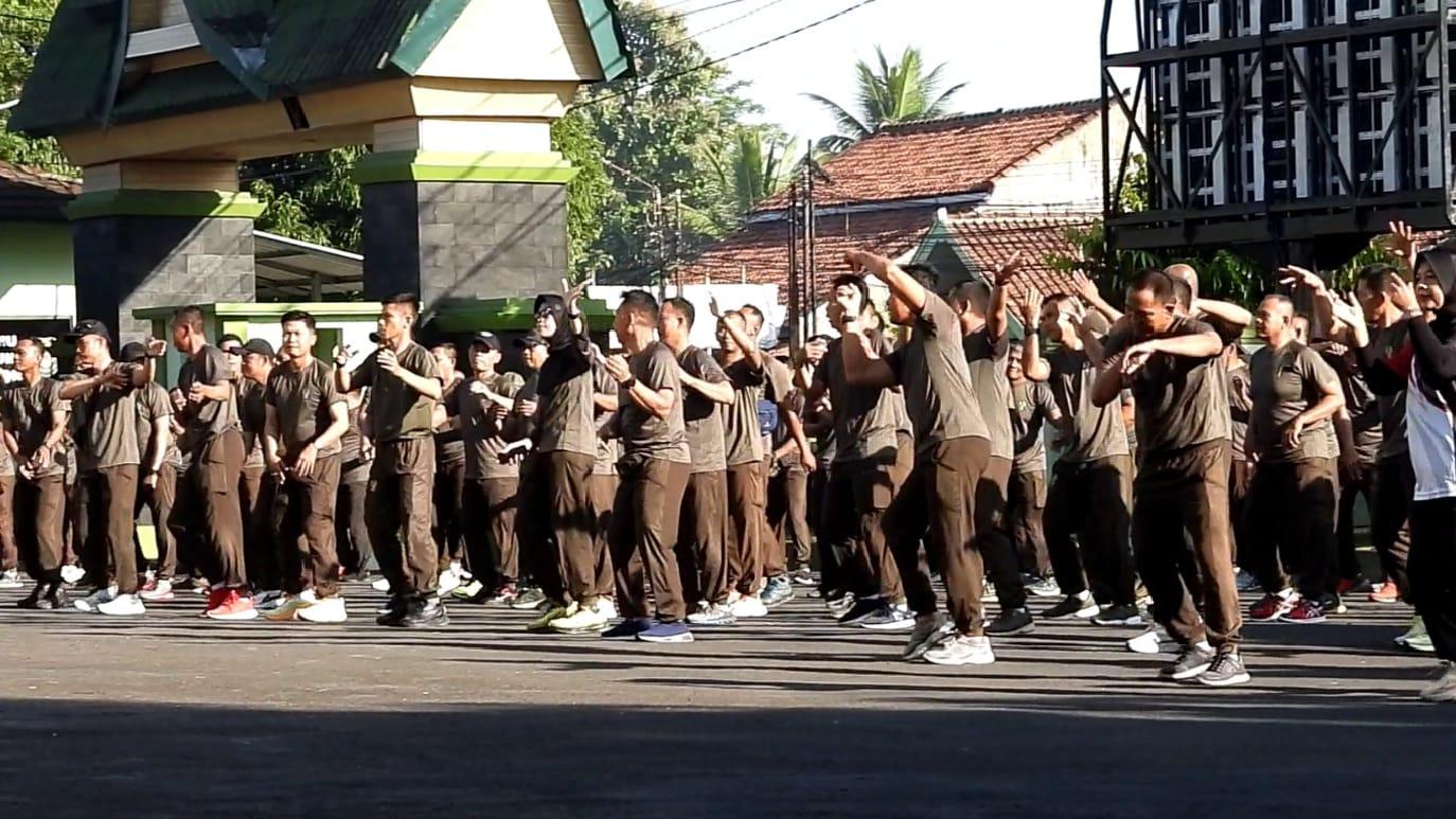 Jaga Kesiapan Fisik, Dandim 0613 Ciamis Ajak Prajurit dan ASN Rutin Berolahraga