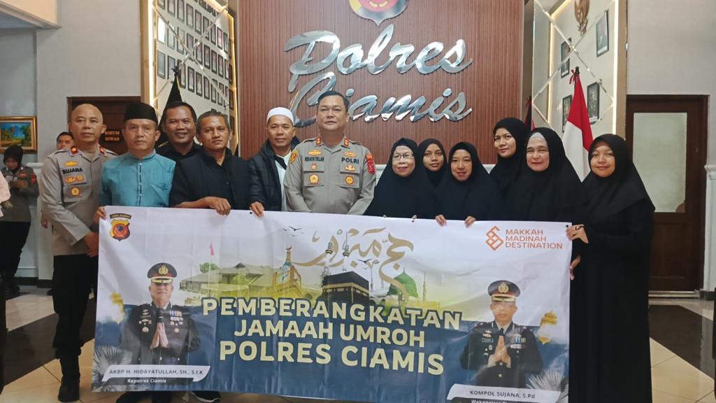 Kapolres Ciamis Berangkatkan 10 Jemaah Umrah, dari Kepala Desa hingga Penggali Kubur