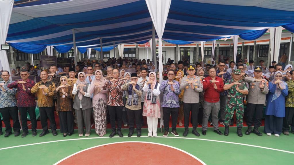 Kapolres Tasikmalaya Kota Hadiri Peresmian Gedung Baru SMAN 11, Dukung Pemerataan Pendidikan