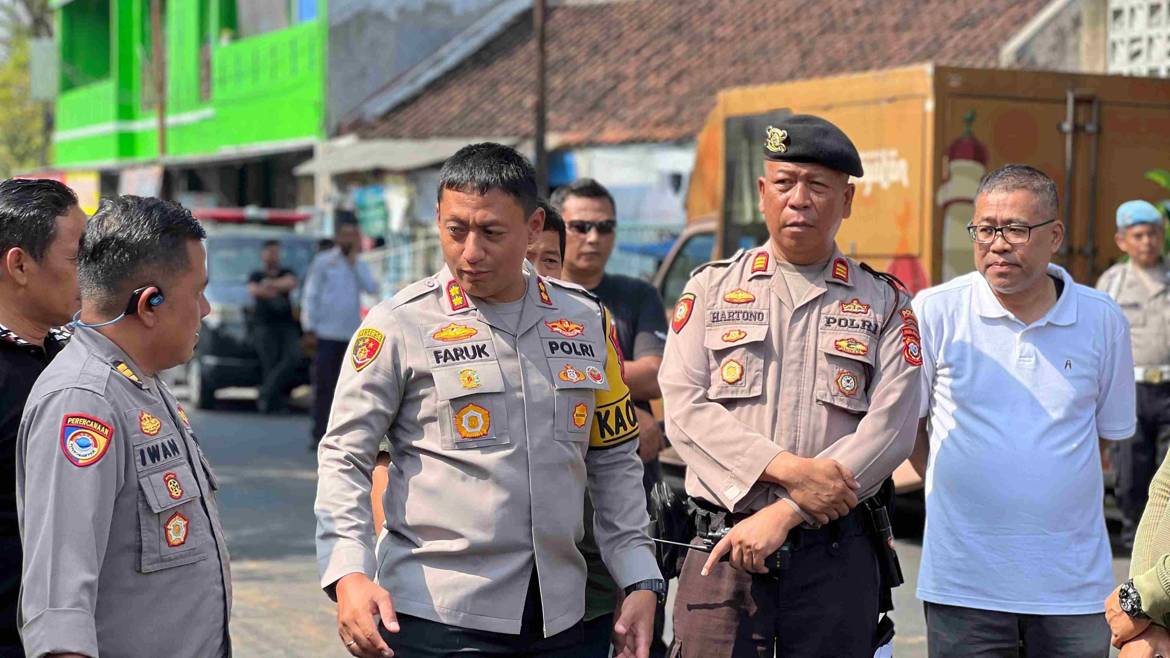 Kapolres Tasikmalaya Kota Tinjau Penertiban Sungai Cimulu, Ajak Warga Peduli Lingkungan