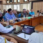Keberatan Tarif Retribusi, Pedagang Pasar Cikurubuk Audiensi dengan Pemkot Tasikmalaya dan Tunda Aksi Unjuk Rasa