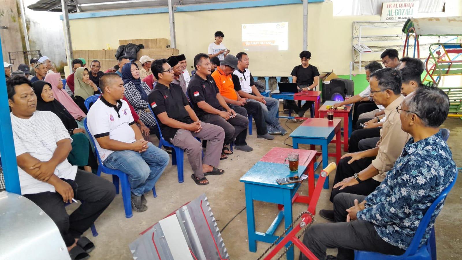 Kelompok Tani Mekar III Cijulang dapat bantuan dari LPPM Unigal Ciamis
