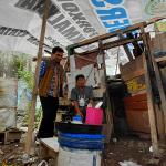 Kisah Pilu Kakek Nana: Tinggal di Gubuk Reot di Tengah Kota Tasikmalaya Sambil Merawat Cucu Tunawicara