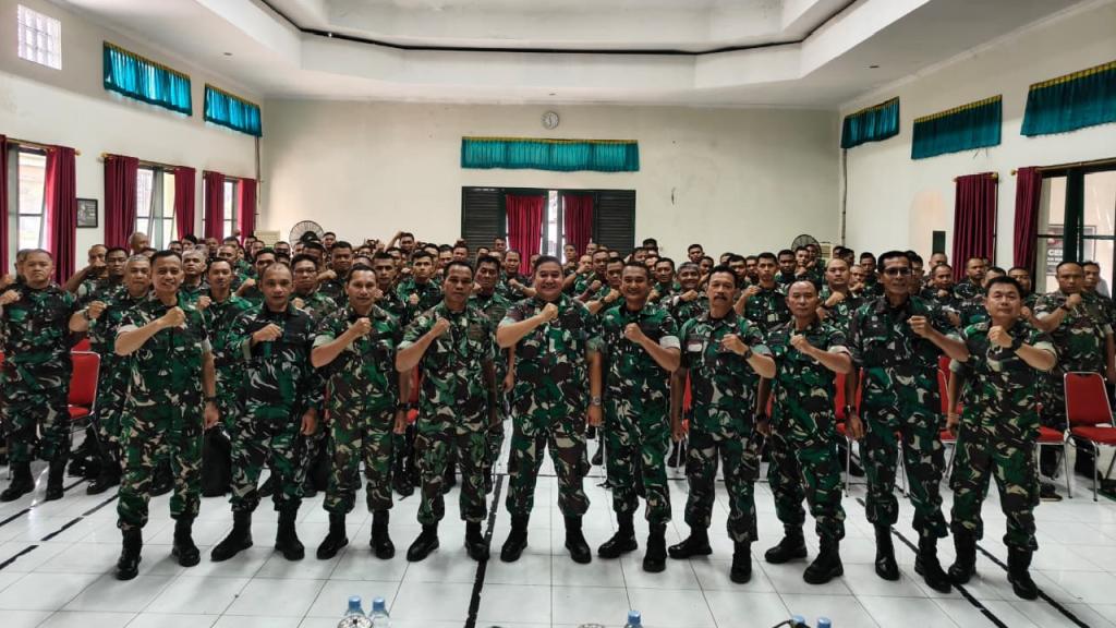 Pastikan Tata Kelola dan Program Tertib, Tim Pusterad Periksa Administrasi Teritorial Kodim 0613/Ciamis