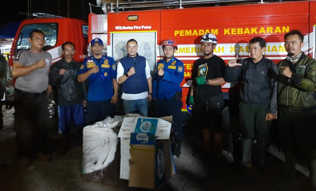 Lima Hari Berkeliaran di Perkampungan Banjarsari Ciamis, Seekor Lutung Dievakuasi