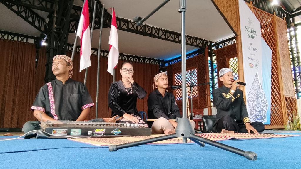 41 Siswa SD/MI Ikuti Lomba Baca Puisi Sunda di Taman Wisata Edukasi Saung Sule Ciamis