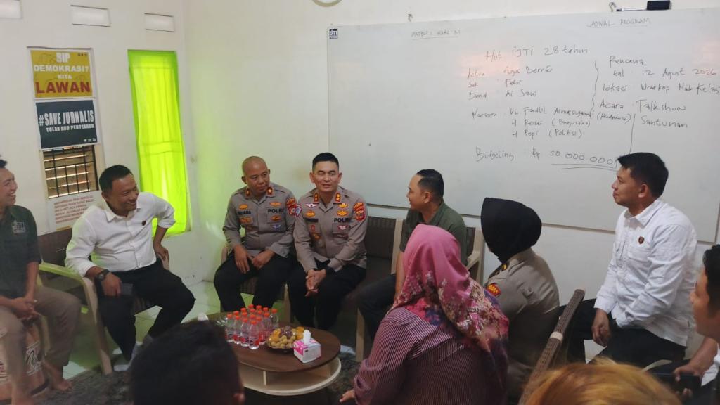 Mengawali Masa Tugas, Kapolres Ciamis AKBP Eko Iskandar Sambangi Sekretariat IJTI Korda Galuh Raya