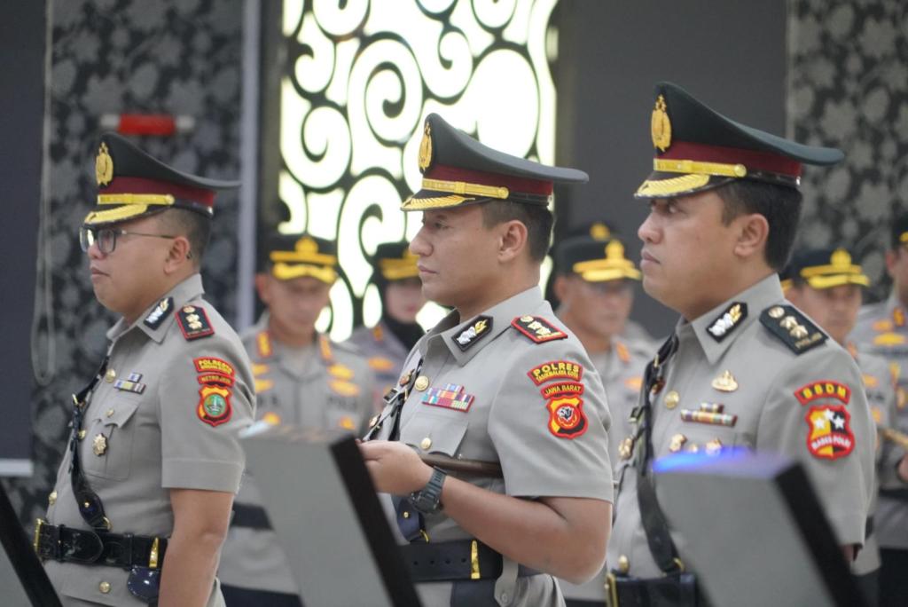 Mutasi Perwira Polda Jabar: AKBP Moch Faruk Rozi Resmi Jabat Kapolres Tasikmalaya Kota Gantikan AKBP Joko Sulistiono