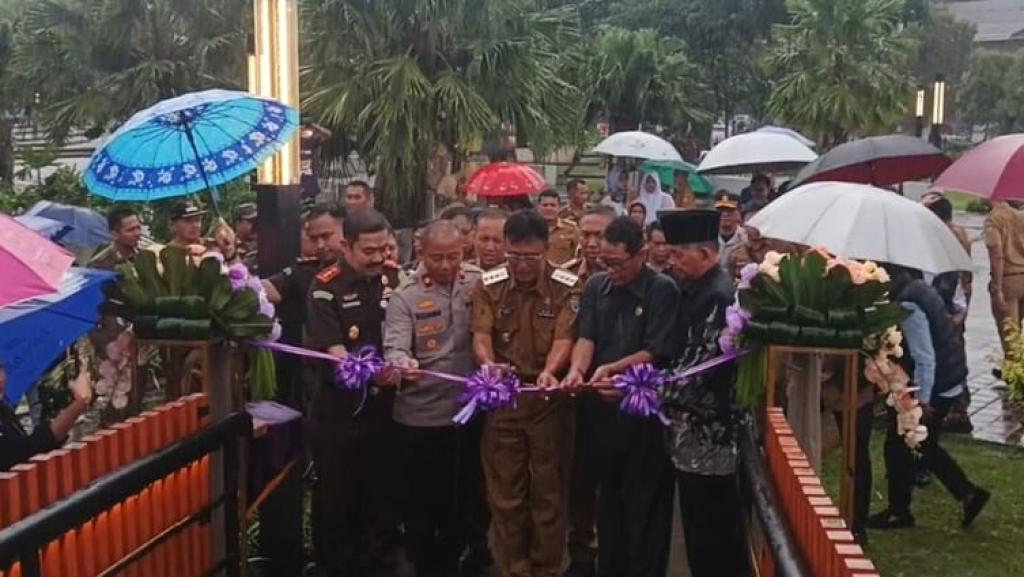 Pemkab Ciamis Resmikan Pusat Kuliner di Alun-alun, Jadi Ikon Baru Wisata dan UMKM