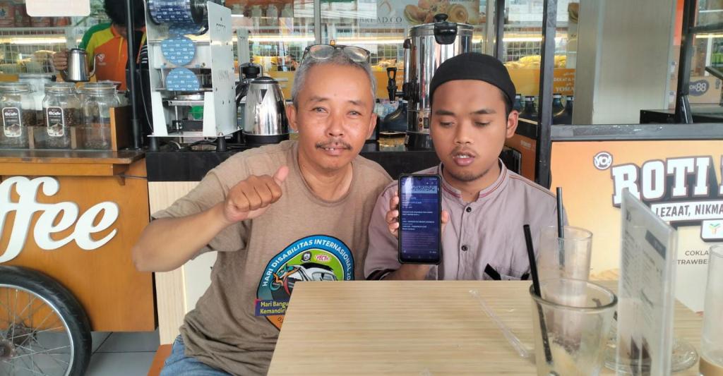 Pemuda Disabilitas Netra Asal Tasikmalaya Lolos UNESA, Orang Tua Rela Jual Sawah untuk Biaya Kuliah