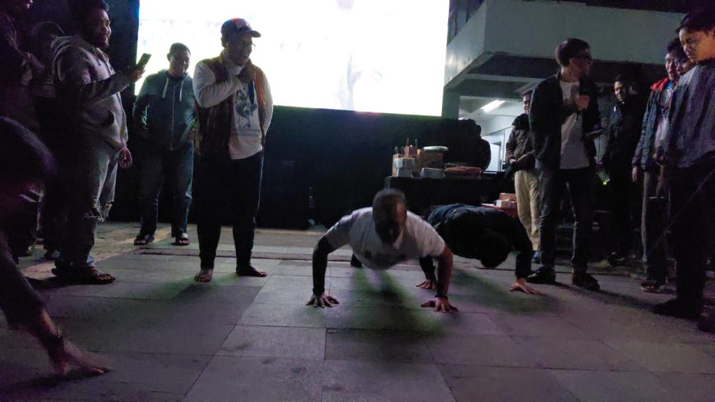 Penuhi Janji, Wali Kota Tasikmalaya Push-Up 20 Kali Usai Inggris Ditumbangkan Argentina