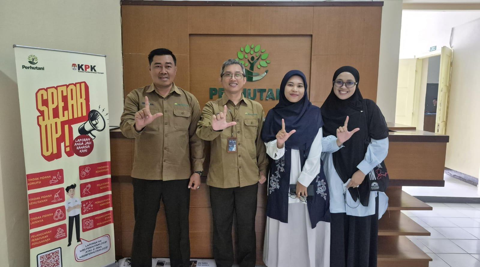 Perhutani KPH Tasikmalaya Gandeng Unsil, Teliti Adaptasi Kantong Semar di Gunung Galunggung