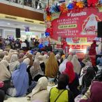 Peringati HUT ke-19, Plaza Asia Tasikmalaya dan Biskuit Kokola Hadirkan Pendakwah Kondang Mamah Dedeh