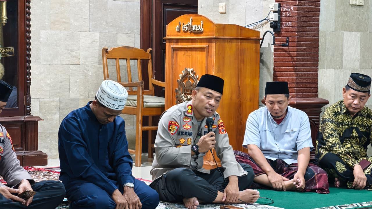 Perkuat Keimanan dan Jaga Kamtibmas, Kapolres Pangandaran Rutin Gelar Subuh Keliling