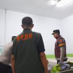 Petugas Gabungan Tinjau Visum Korban Tenggelam di RSUD dr. Soekardjo, Kalak BPBD Imbau Warga Tak Berenang di Sungai