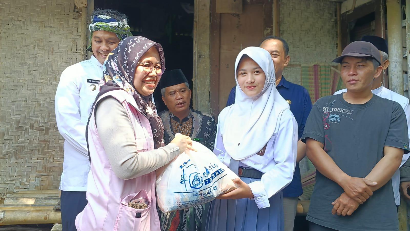 Plaza Asia Tasikmalaya Salurkan Bantuan untuk Keluarga Pra Sejahtera di Tamansari