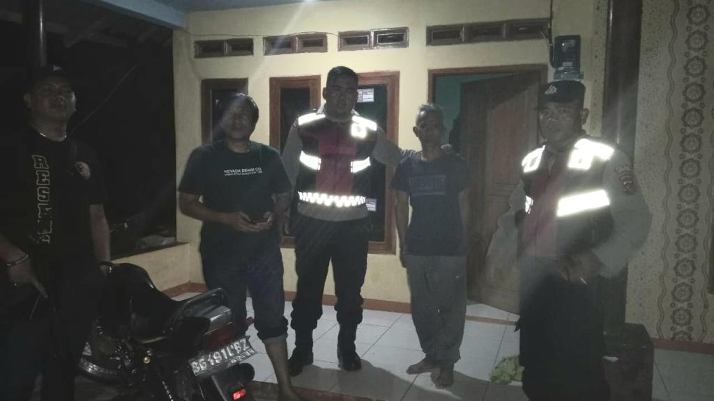 Polisi dan Warga Cari Pelaku Ganjal ATM yang Kabur ke Semak-semak di Kadipaten Tasikmalaya