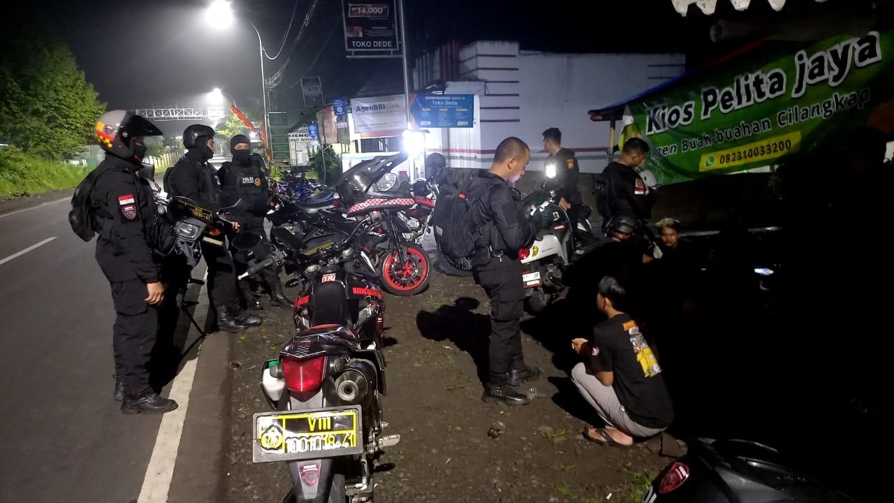 Polres Tasikmalaya Kota Bubarkan Keributan Remaja dan Pesta Miras di Beberapa Lokasi