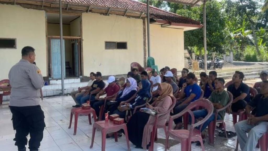 Polsek Pamarican Intensifkan Penyuluhan Bahaya Narkoba di Desa Margajaya Ciamis