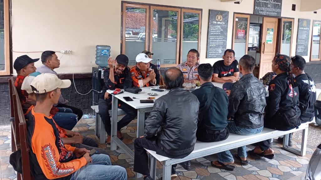 Polsek Tanjungjaya Tasikmalaya Pertemukan Dua Ormas untuk Jaga Kamtibmas
