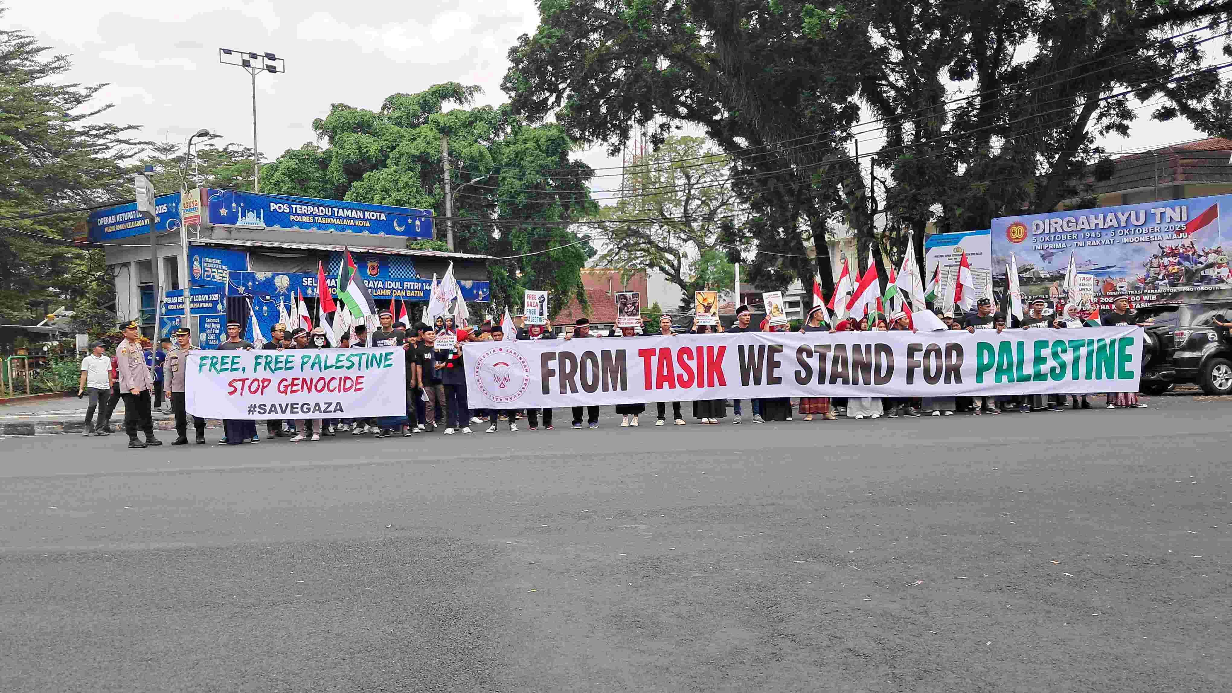 PP JAPATI Gelar Aksi Solidaritas dan Doa Bersama untuk Kemerdekaan Palestina di Kota Tasikmalaya