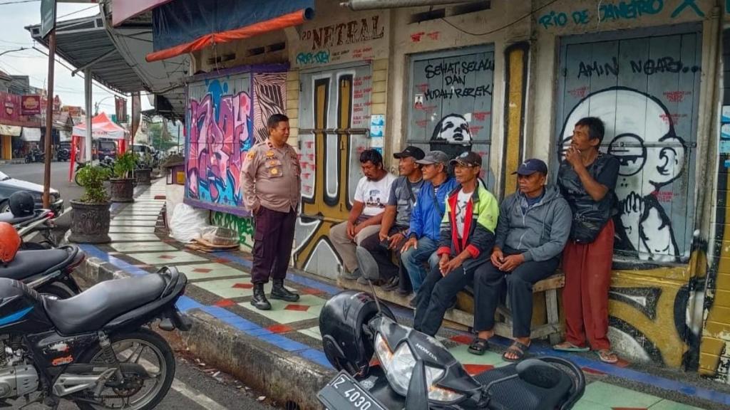 Program Jumat Curhat Polsek Ciamis, Ajak Pengemudi Ojek Jaga Kamtibmas Jelang Pilkada 2024