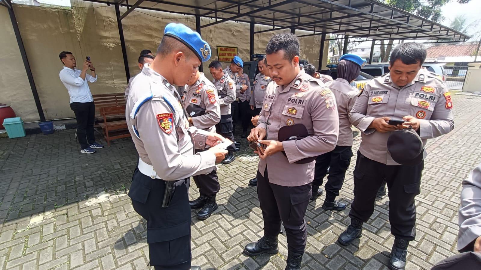 Propam Polres Tasikmalaya Kota Gelar Operasi Gaktiblin, Periksa Kelengkapan Personel