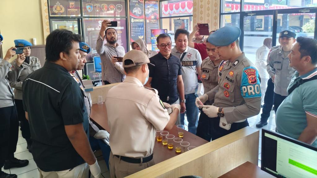 Propam Polres Tasikmalaya Kota Tes Urine Personel Secara Acak, Hasilnya?