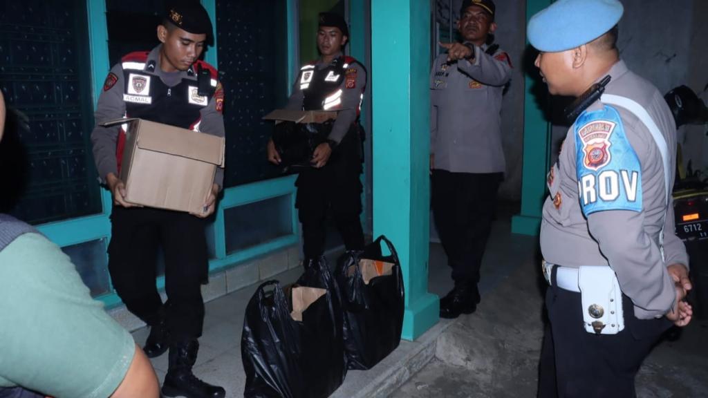 Puluhan Botol Miras Berbagai Merek Disita Polres Ciamis