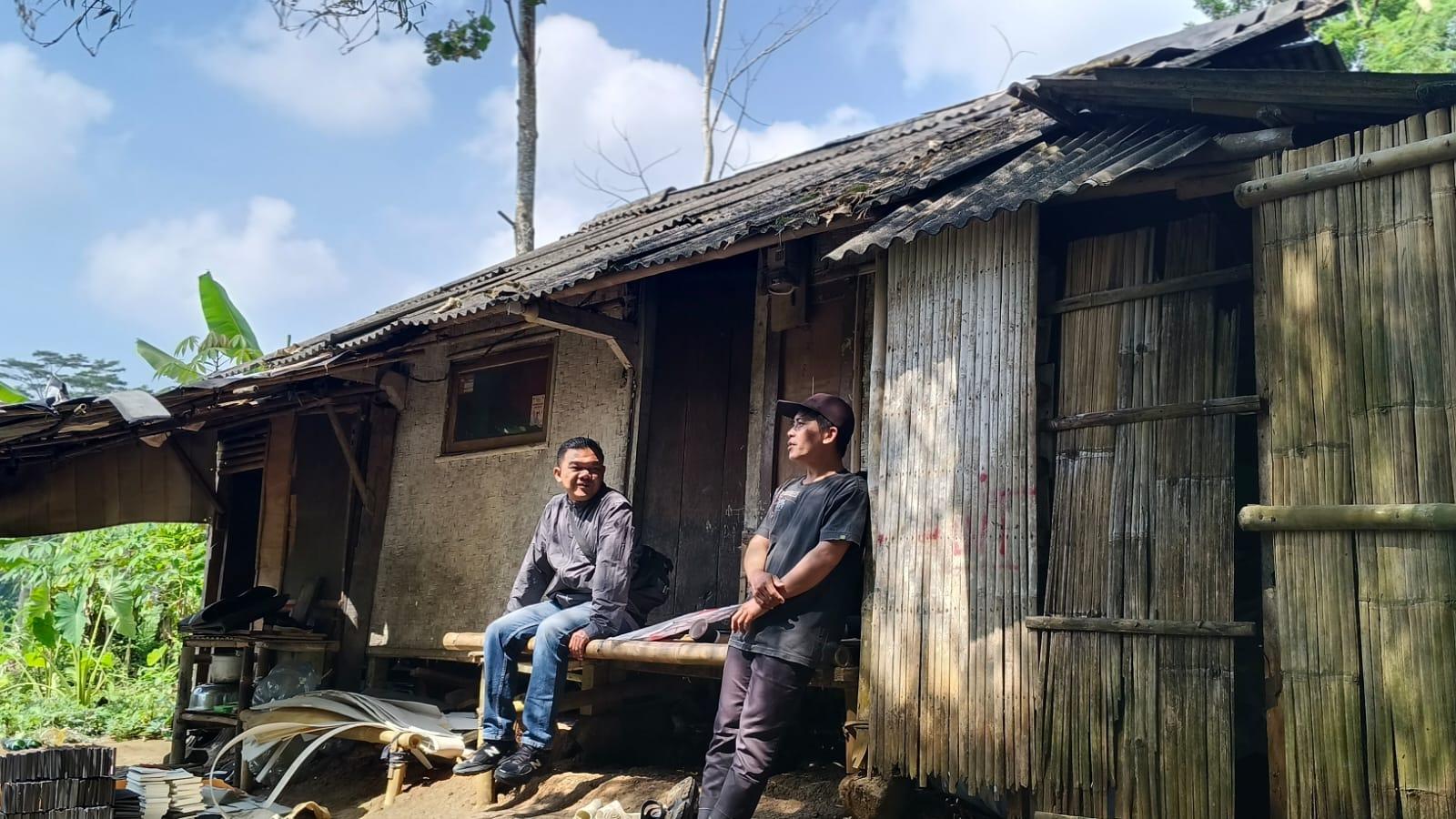 Rumah Bilik Dede di Tamansari Tasikmalaya Dihuni Empat Jiwa, Belum Punya MCK dan Terancam Roboh saat Hujan