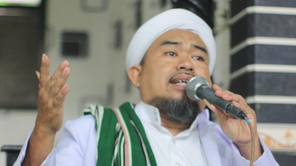 Sambut Kapolres Tasikmalaya Kota yang Baru, KH Yan-Yan Al Bayani Titipkan 9 Pesan Penting untuk AKBP Andik Eko Siswanto
